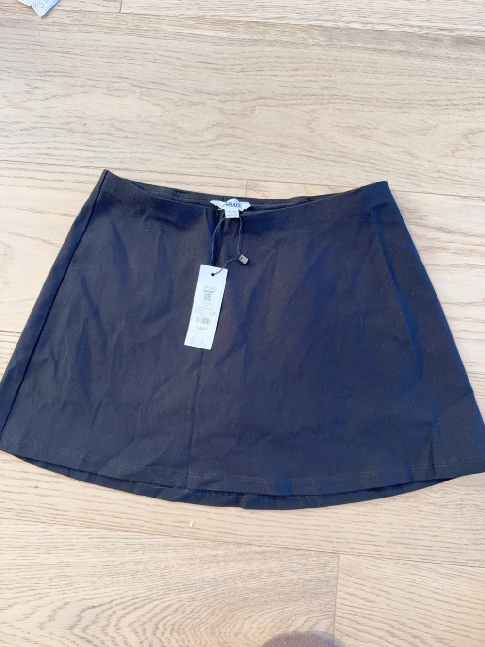 NWT 1000091375 garage paris micro skort jet black XS